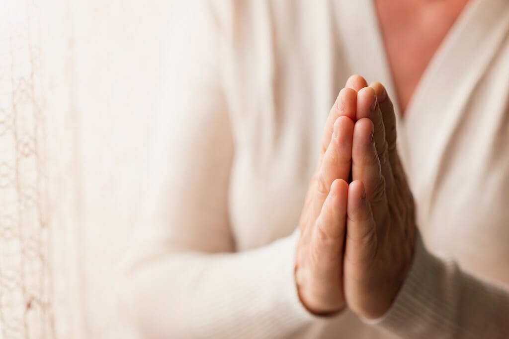 Woman praying meditation videos 20