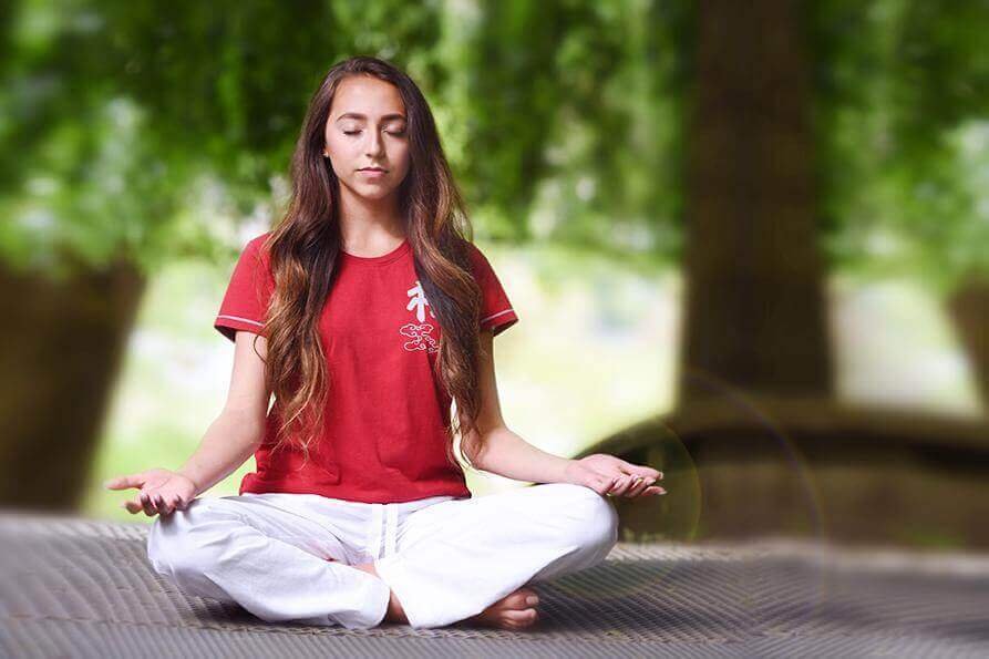 如何打坐？认识打坐的方法、感受与注意事项| 菩提禅修健康快乐｜金菩提  