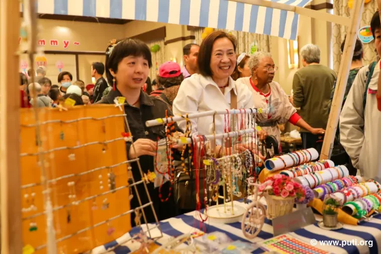 Vendors featuring traditional food and handmade crafts