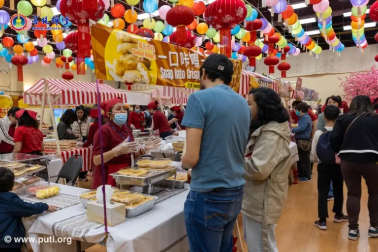 Stalls offering traditional snacks and handicrafts drew crowds